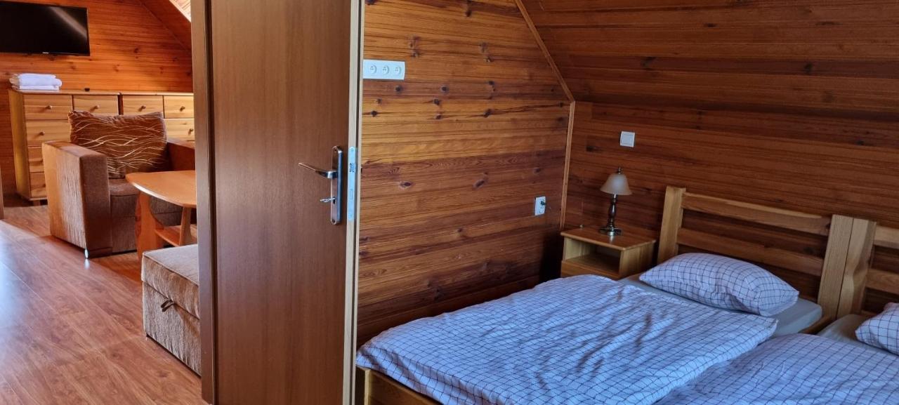 Chata Linia Kokava nad Rimavicou Luaran gambar